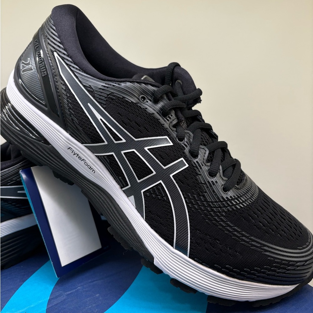 ASICS Gel-Nimbus 21 Women’s Running Shoes